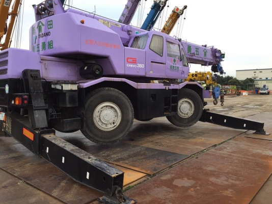 รถเครนล้อยาง4ล้อ Tadano TR350M3