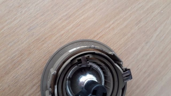 ไฟเพดาน Benz รุ่นเก่า หมุนปรับระดับได้