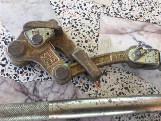 ขายรอกดึงสายไฟพร้อมปากจับของญี่ปุ่น ยี่ห้อ NGK ขนาด 1 ton จับได้ถึง 16 มิล