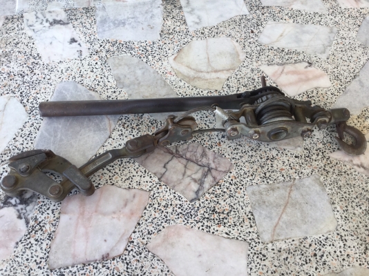 ขายรอกดึงสายไฟพร้อมปากจับของญี่ปุ่น ยี่ห้อ NGK ขนาด 2 ton จับได้ถึง 22 มิล ขายรอกดึงสายไฟพร้อมปากจับของญี่ปุ่น ยี่ห้อ NGK ขนาด 2 ton จับได้ถึง 22 มิล