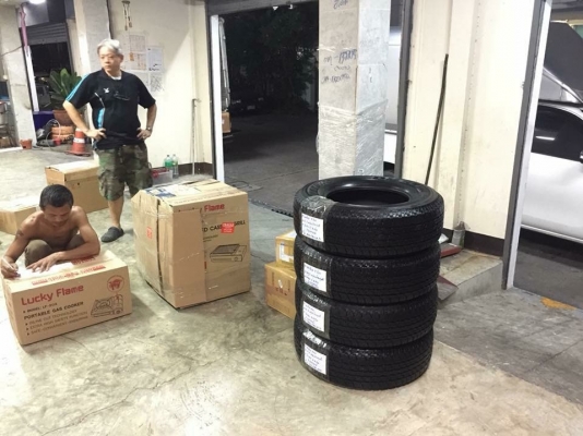 ยาง Bridgestone 245 70 16 ปี17 มี4ชุด ดอกเต็มแน่นๆ ไม่มีปะ ใช้ยาว ราคาไม่แพง