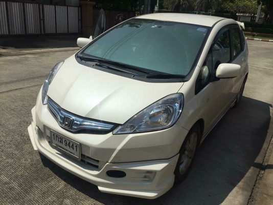 ยาง Bridgestone 245 70 16 ปี17 มี4ชุด ดอกเต็มแน่นๆ ไม่มีปะ ใช้ยาว ราคาไม่แพง