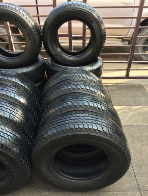 ยาง Bridgestone 245 70 16 ปี17 มี4ชุด ดอกเต็มแน่นๆ ไม่มีปะ ใช้ยาว ราคาไม่แพง