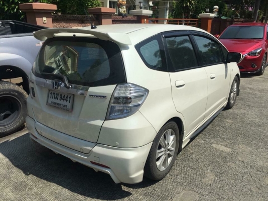 ยาง Bridgestone 245 70 16 ปี17 มี4ชุด ดอกเต็มแน่นๆ ไม่มีปะ ใช้ยาว ราคาไม่แพง