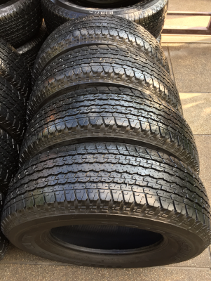 ยาง Bridgestone 245 70 16 ปี17 มี4ชุด ดอกเต็มแน่นๆ ไม่มีปะ ใช้ยาว ราคาไม่แพง