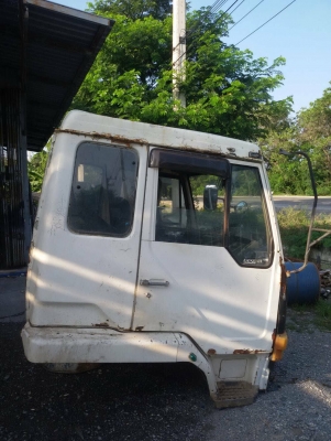 ขาย หัว มิตซูบิชิ ฟูโซ่ อุปกรณ์ครบ 37,000 บาท