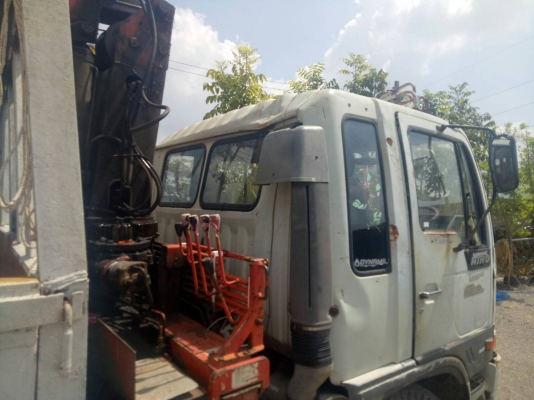 ขายรถบรรทุก6ล้อติดเครน 5 ตัน ขายรถบรรทุก6ล้อติดเครน 5 ตัน