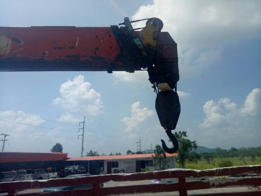 ขายรถบรรทุก6ล้อติดเครน 5 ตัน ขายรถบรรทุก6ล้อติดเครน 5 ตัน