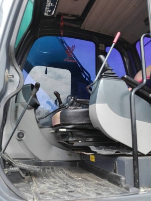 Kobelco Sk200 mark 8 yn12 super เอกสารเล่มทะเบียน จัดไฟแนนซ์ได้