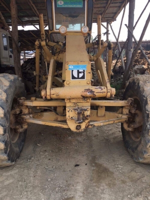 รถเกรด CAT 120G