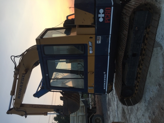 ขายKomatsu PC60-5สภาพเก่านอก