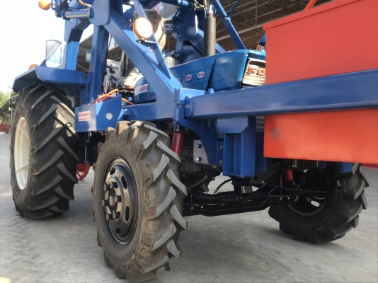 Sale&rsquo; รถคีบหลัง ( ไม้ยาง-ไม้ซุง ) FORD5000 นำเข้าสภาพดีมีรับประกัน เหล็กหนา+ไฮดรอลิคแรง จ.สระแก้ว