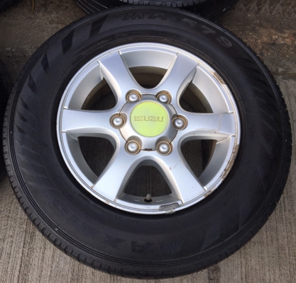 แม็ก ISUZU D-MAX Platinum ขอบ 15 พร้อมยาง 215-70-15 ปลายปี 16