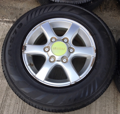 แม็ก ISUZU D-MAX Platinum ขอบ 15 พร้อมยาง 215-70-15 ปลายปี 16