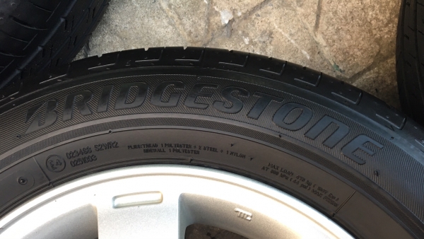 ล้อแม็ก Mitsu Mirage ขอบ 14 พร้อมยางป้ายแดง Bridgestone 175-65-14 ปลายปี 16
