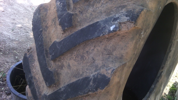 ยางรถไถ18.4ขอบ30