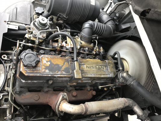 รถยกนิสสัน 2.5 ตัน เสาสูง 3 เมตร เครื่องดีเซล เกียร์ออโต้ ปรับสภาพเรียบร้อบ