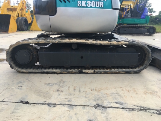 KOBELCO รุ่น: SK30UR-2 KOBELCO รุ่น: SK30UR-2
