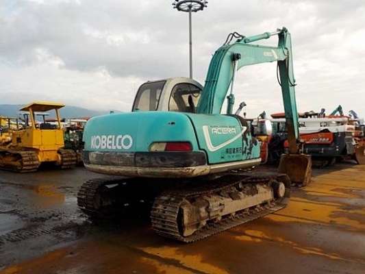 ขายรถขุดนำเข้าจากประเทศญี่ปุ่น kobelco sk120 มาร์คไฟท์ธรรมดา อาร์มพิเศษ สนใจตืดต่อสอบถาม 0923309229 อีด