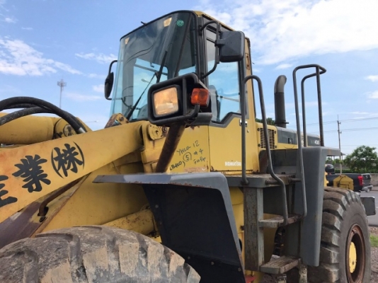 ขายรถตักล้อยาง KOMATSU WA400-3 รถนอกนำเข้าเองจากญี่ปุ่น สภาพสวยพร้อมใช้งาน มีVDOการทำงานครับ