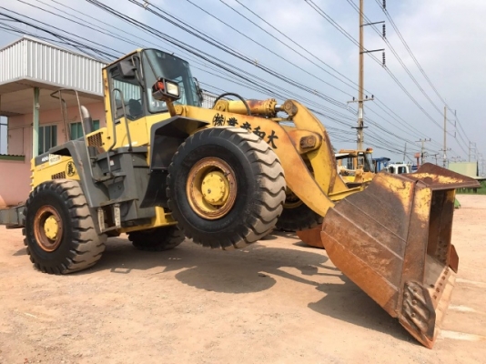 ขายรถตักล้อยาง KOMATSU WA400-3 รถนอกนำเข้าเองจากญี่ปุ่น สภาพสวยพร้อมใช้งาน มีVDOการทำงานครับ