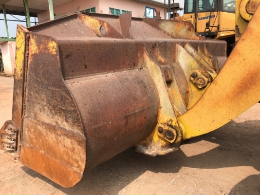 ขายรถตักล้อยาง KOMATSU WA400-3 รถนอกนำเข้าเองจากญี่ปุ่น สภาพสวยพร้อมใช้งาน มีVDOการทำงานครับ
