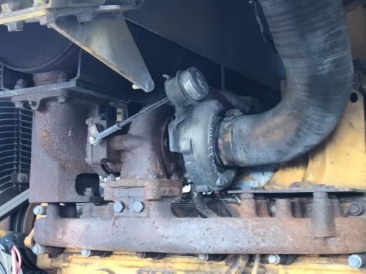 ขายรถตักล้อยาง KOMATSU WA400-3 รถนอกนำเข้าเองจากญี่ปุ่น สภาพสวยพร้อมใช้งาน มีVDOการทำงานครับ