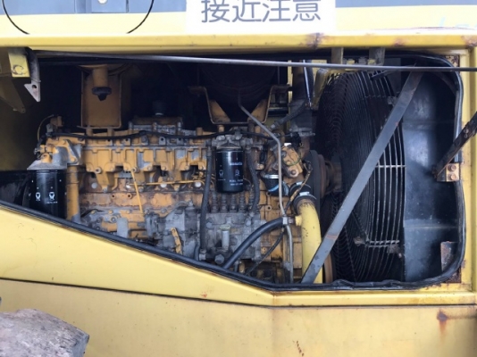 ขายรถตักล้อยาง KOMATSU WA400-3 รถนอกนำเข้าเองจากญี่ปุ่น สภาพสวยพร้อมใช้งาน มีVDOการทำงานครับ