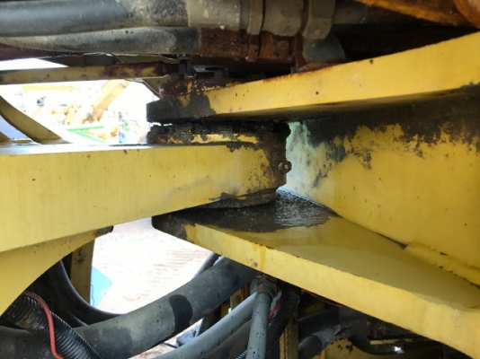 ขายรถตักล้อยาง KOMATSU WA400-3 รถนอกนำเข้าเองจากญี่ปุ่น สภาพสวยพร้อมใช้งาน มีVDOการทำงานครับ