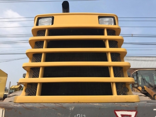 ขายรถตักล้อยาง KOMATSU WA400-3 รถนอกนำเข้าเองจากญี่ปุ่น สภาพสวยพร้อมใช้งาน มีVDOการทำงานครับ