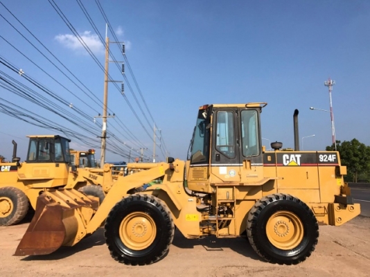 ขายรถตักล้อยาง CAT 924F รถนอกนำเข้าเองจากญี่ปุ่น สภาพสวยพร้อมใช้งาน ขายรถตักล้อยาง CAT 924F รถนอกนำเข้าเองจากญี่ปุ่น สภาพสวยพร้อมใช้งาน