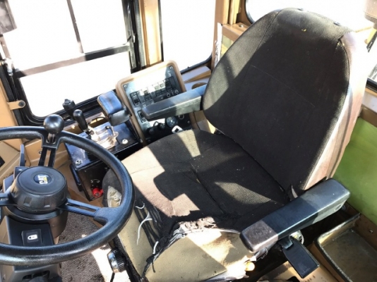 ขายรถตักล้อยาง CAT 924F รถนอกนำเข้าเองจากญี่ปุ่น สภาพสวยพร้อมใช้งาน ขายรถตักล้อยาง CAT 924F รถนอกนำเข้าเองจากญี่ปุ่น สภาพสวยพร้อมใช้งาน