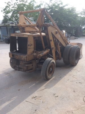 ขาย รถตักล้อยาง Komutsu sd 20 โทร  089 6732966