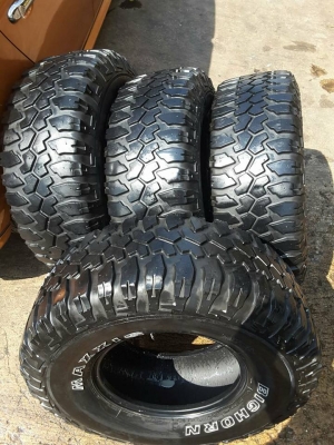 ยาง33นิ้ว Maxxis MT 285-75-16 ปลายปี15 สภาพสวยๆ 1ชุด ยาง33นิ้ว Maxxis MT 285-75-16 ปลายปี15 สภาพสวยๆ 1ชุด