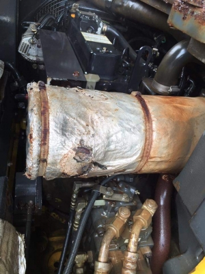 ขายKOMATSU PC40MR-2  เก่าญี่ปุ่นแท้  เดิมๆๆ  มีลายแย๊ก  8,XXX  ชั่วโมง  เครื่องปั๊มแห้ง  โทร 089-3818694  ดวงนภา