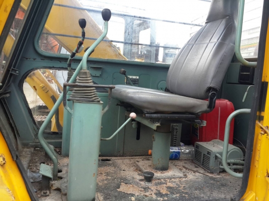 ขายรถแบคโฮ รุ่น MITSUBISHI M5070