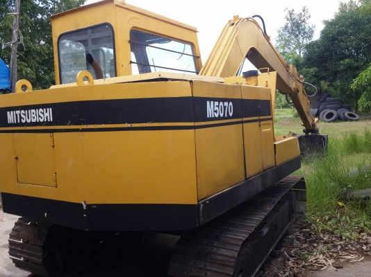 ขายรถแบคโฮ รุ่น MITSUBISHI M5070