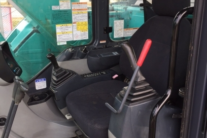 มาใหม่อีกคันครับ KOBELCO SK135SR-2 ปี2008 นำเข้าจากญี่ปุ่น โทร.090-986-2521 อ๊อบ