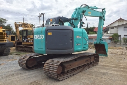 มาใหม่อีกคันครับ KOBELCO SK135SR-2 ปี2008 นำเข้าจากญี่ปุ่น โทร.090-986-2521 อ๊อบ