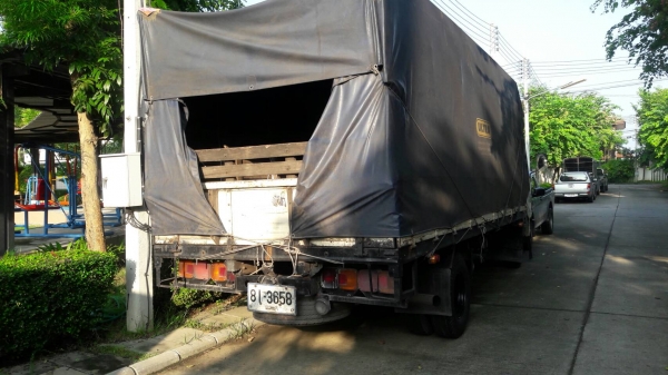 ขายด่วน 6 ล้อ hino 779  117 แรง  ยาว 5.50 เมตร กะบะล่อง ขายด่วน 6 ล้อ hino 779  117 แรง  ยาว 5.50 เมตร กะบะล่อง