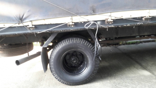 ขายด่วน 6 ล้อ hino 779  117 แรง  ยาว 5.50 เมตร กะบะล่อง ขายด่วน 6 ล้อ hino 779  117 แรง  ยาว 5.50 เมตร กะบะล่อง