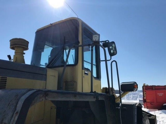 KOMATSU WA300-3 นำเข้าจากญี่ปุ่น โทร.090-986-2521 อ๊อบ