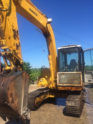 ขายรถขุดเก่าญี่ปุ่น komatsu pc60-6 สภาพสวยพร้อมใช้งาน เอวแน่น ช่วงล่างสวย เอกสารอินวอย สนใจสอบถาม089-2579650