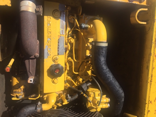 ขายรถขุดเก่าญี่ปุ่น komatsu pc60-6 สภาพสวยพร้อมใช้งาน เอวแน่น ช่วงล่างสวย เอกสารอินวอย สนใจสอบถาม089-2579650