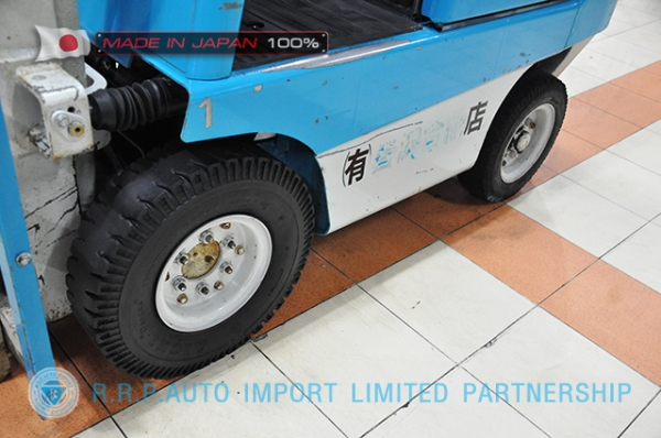 ขายรถโฟล์คลิฟท์มือสอง TOYOTA รุ่น 3FGL9-10439 นำเข้าจากประเทศญี่ปุ่น 100\% ไม่เคยใช้งานในไทย