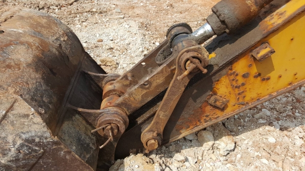 ขาย แบคโฮ CAT 320C เอกสารเล่มทะเบียนครบ เครื่องดี ปั้มดี ไฟฟ้าครบ ช่วงล่างเฟรมมีผุ ตัวถังมีผุบ้างบางจุด ราคาต่อรองได้ครับ