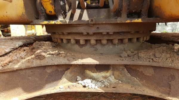 ขาย แบคโฮ CAT 320C เอกสารเล่มทะเบียนครบ เครื่องดี ปั้มดี ไฟฟ้าครบ ช่วงล่างเฟรมมีผุ ตัวถังมีผุบ้างบางจุด ราคาต่อรองได้ครับ