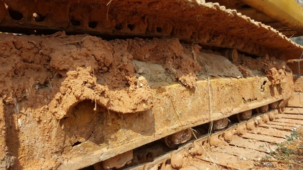 ขาย แบคโฮ CAT 320C เอกสารเล่มทะเบียนครบ เครื่องดี ปั้มดี ไฟฟ้าครบ ช่วงล่างเฟรมมีผุ ตัวถังมีผุบ้างบางจุด ราคาต่อรองได้ครับ