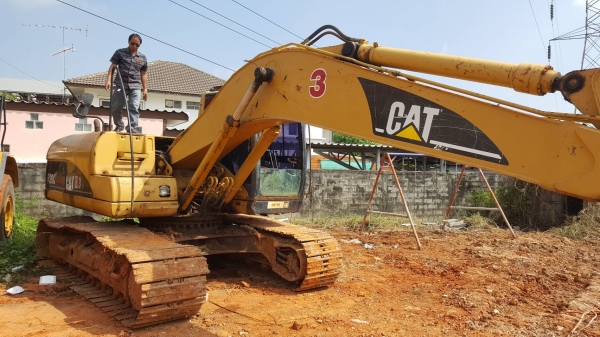 ขาย แบคโฮ CAT 320C เอกสารเล่มทะเบียนครบ เครื่องดี ปั้มดี ไฟฟ้าครบ ช่วงล่างเฟรมมีผุ ตัวถังมีผุบ้างบางจุด ราคาต่อรองได้ครับ