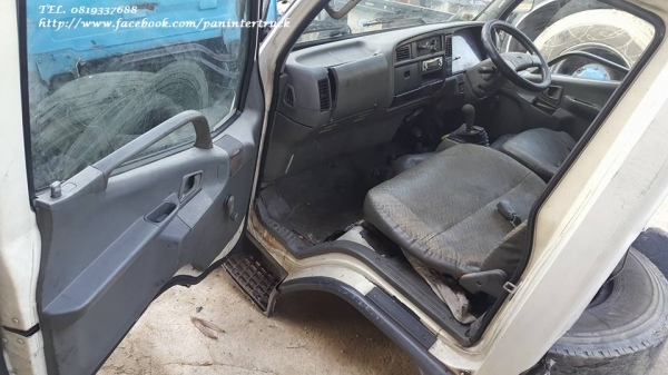 FROM JAPANหัวเก๋งรถบรรทุก 4 ล้อใหญ่ ,6 ล้อเล็ก /CABIN MITSUBISHI CANTER รุ่น: FB511B (มีเฉพาะหัว/รุ่นยกหัวไม่ได้) ราคาเพียง 35,000 บาท